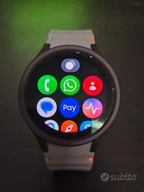 Samsung Galaxy Watch 4 + accessori
