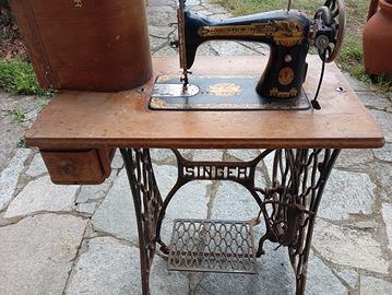 Macchina da cucire Singer del 1927