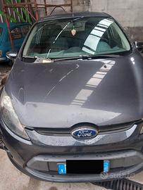 Ford Fiesta per ricambi