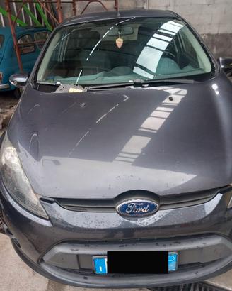 Ford Fiesta per ricambi