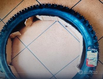 Gomma Nuova Ver Rubber 90/90/21