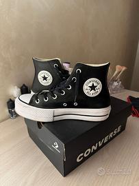 Converse In pelle