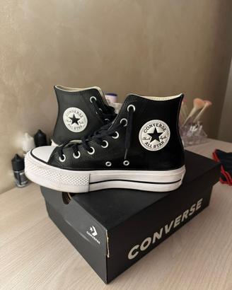 Converse In pelle