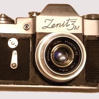 Fotocamera reflex russa Zenit 3M