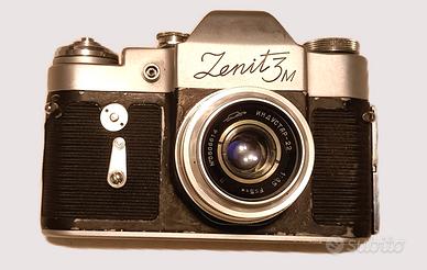 Fotocamera reflex russa Zenit 3M