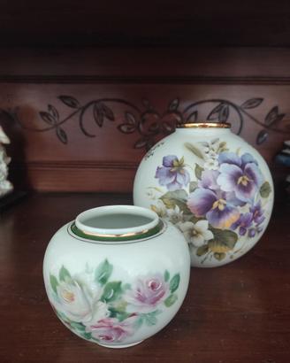 Coppia di vasi Limoges con disegni floreali