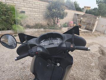 Scooter aprilia scarabeo 500 gt