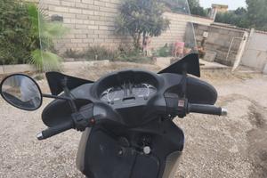 Scooter aprilia scarabeo 500 gt