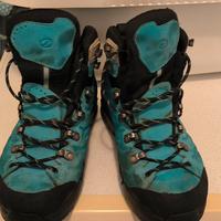 Scarponi Trekking Scarpa