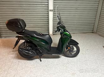 Sh 125 Vendita in Moto e scooter a Bari e provincia