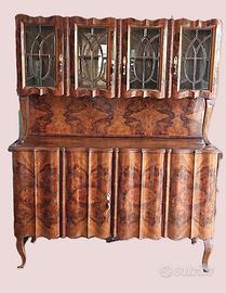 Vetrina in radica di noce primo '900