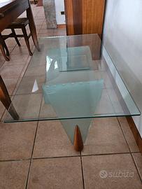 Tavolo da salotto in vetro 