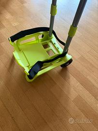 Carrello con rotelle per zaino di scuola