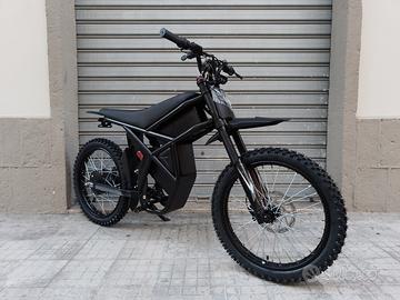 bici elettrica GT73 con motore 2400W 48V 36.4Ah