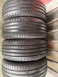 225/45/17 Estive Sava