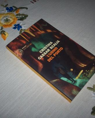 C. Cassar Scalia L’uomo del porto I edizione 2021