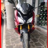 Honda forza 750 +passaggio incluso+ permute / rate
