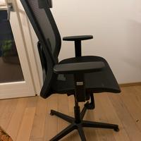 Coppia di sedie da ufficio nere nuove