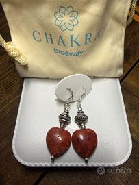 Orecchini da donna in argento con pendente in piet