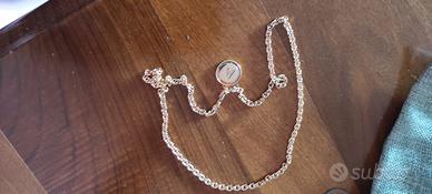 collana di bigiotteria 