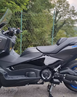 yamaha t max 560 2025