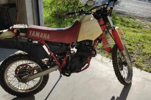 moto vintage Yamaha TT36A - 600 anno 1984