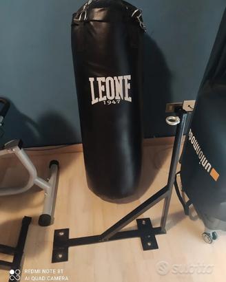 Sacco da boxe leone