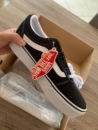 Vans Platform nere