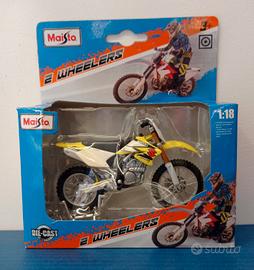 Moto Maisto 1:18 Suzuki RM Z250