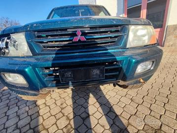 PARAURTI ANTERIORE PER PAJERO V60 GLX 2003