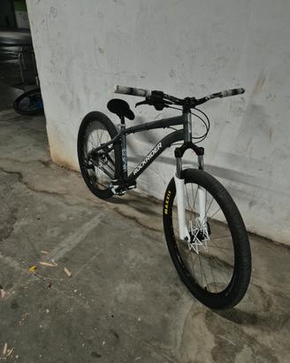 rockrider st120 