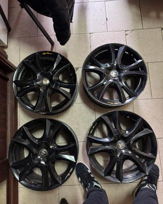 Cerchi in lega Alfa Romeo