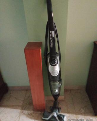 scopa elettrica Rowenta Extreme ciclonic 750w