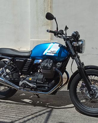 Moto Guzzi V7 II Special 750cc