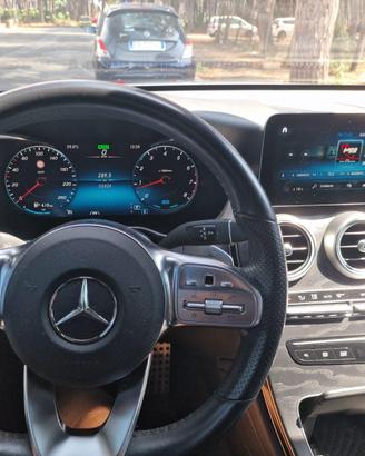 Automobile mercedes glc coupe