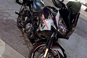 Suzuki v strom 650