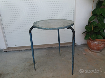 Tavolino alluminio. bar vintage