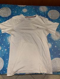 T-Shirt tommy Hilfiger
