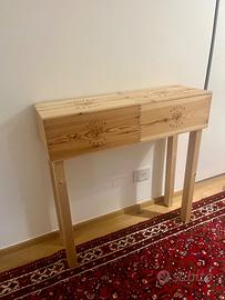 Mobiletto in legno