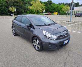 Kia Rio 1.1 CRDi 5p. Navi*Camera*Neopatentati