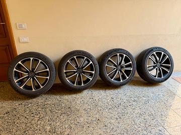 Cerchi in lega Mak con gomme invernali