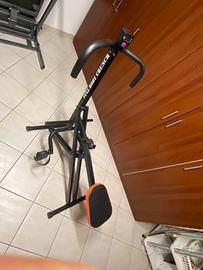 Attrezzo fitness total body crunch con display