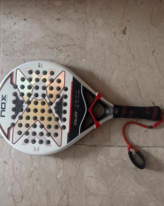Racchetta padel