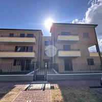 MONOLOCALE A MEZZANI