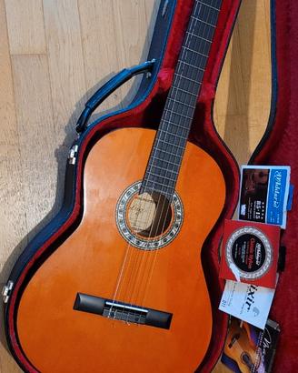 Custodia rigida per chitarra + chitarra classica