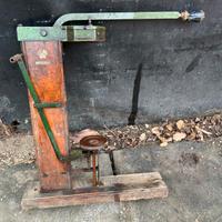 tappatrice per bottiglie Bertolaso epoca