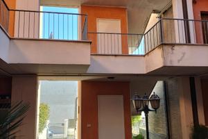 Bilocale e posto auto ripostiglio Carrara di Fano