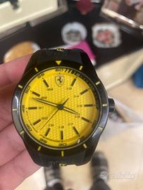 Orologio scuderia ferrari giallo