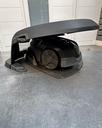 Robot tagliaerba