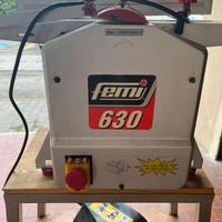 Piallatrice a filo e a spessore